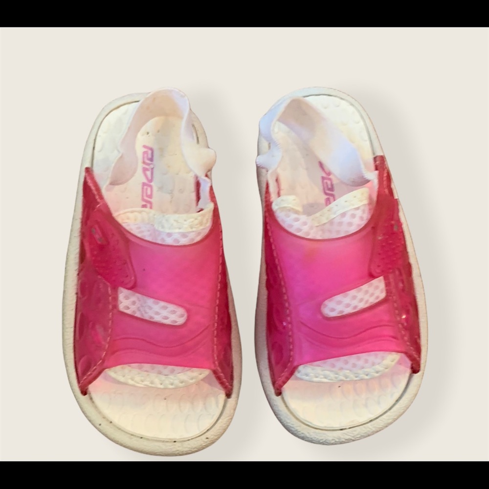 Girl’s Sandals